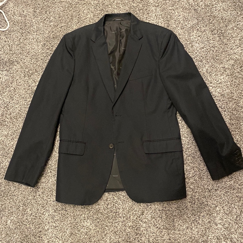 Like NEW!!!!DKNY Men’s blazer in black 40 regular-size medium